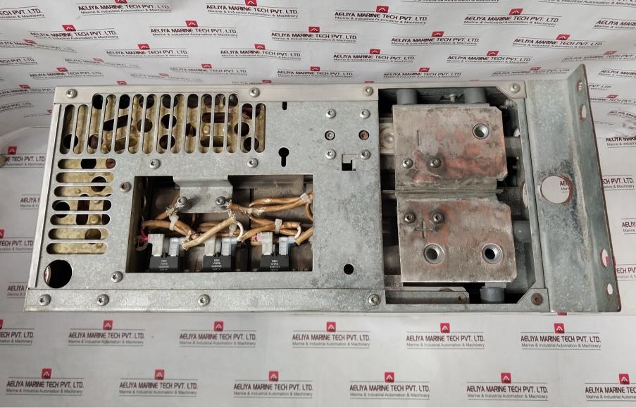 Abb Acs800-104Lc-0700-7+E205+Q950 Inverter Unit 68606039 Apow-01C, Aint-14C - Image 4