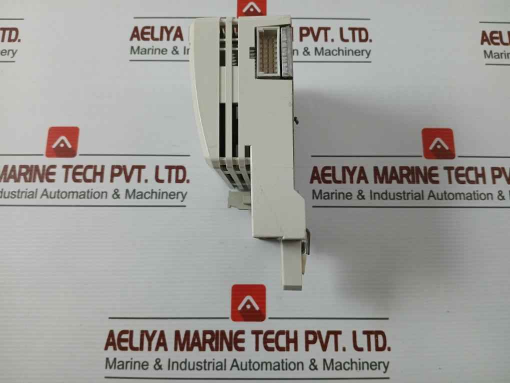 Abb Do801 Digital Output Module 24V - Image 3