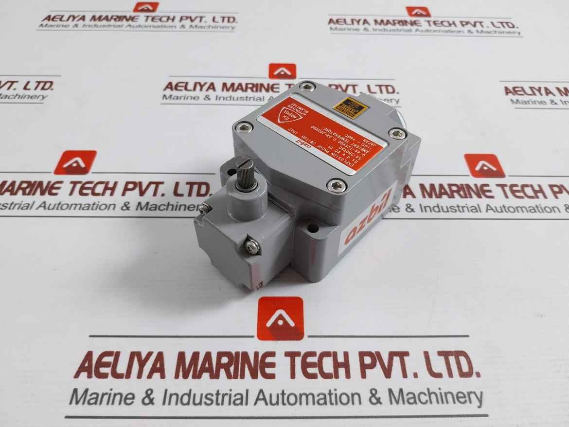 Azbil Vcx-7001-j Explosion Proof Switch Ip67 5A-250Vac - Image 6