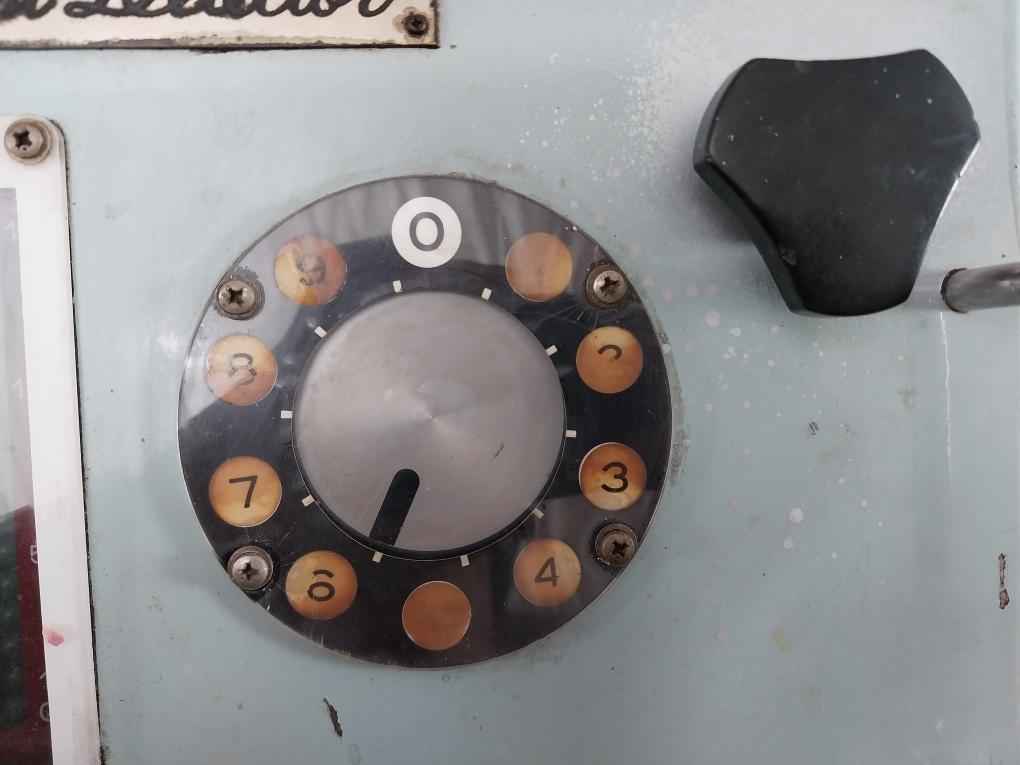 Daihatsu Md-9S Oil Mist Detector Ac100/220V 0.6A (Without Buzzer) (Not Working) - Image 18