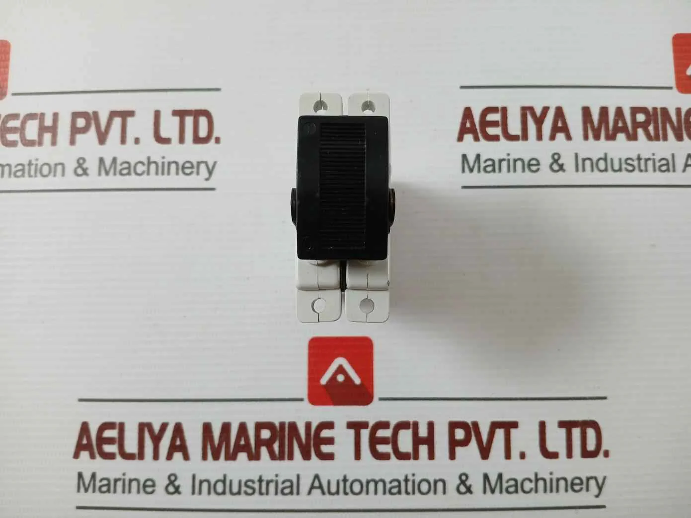 E-t-a 43-500-l-2325 Magnetic Circuit Breaker - Image 4
