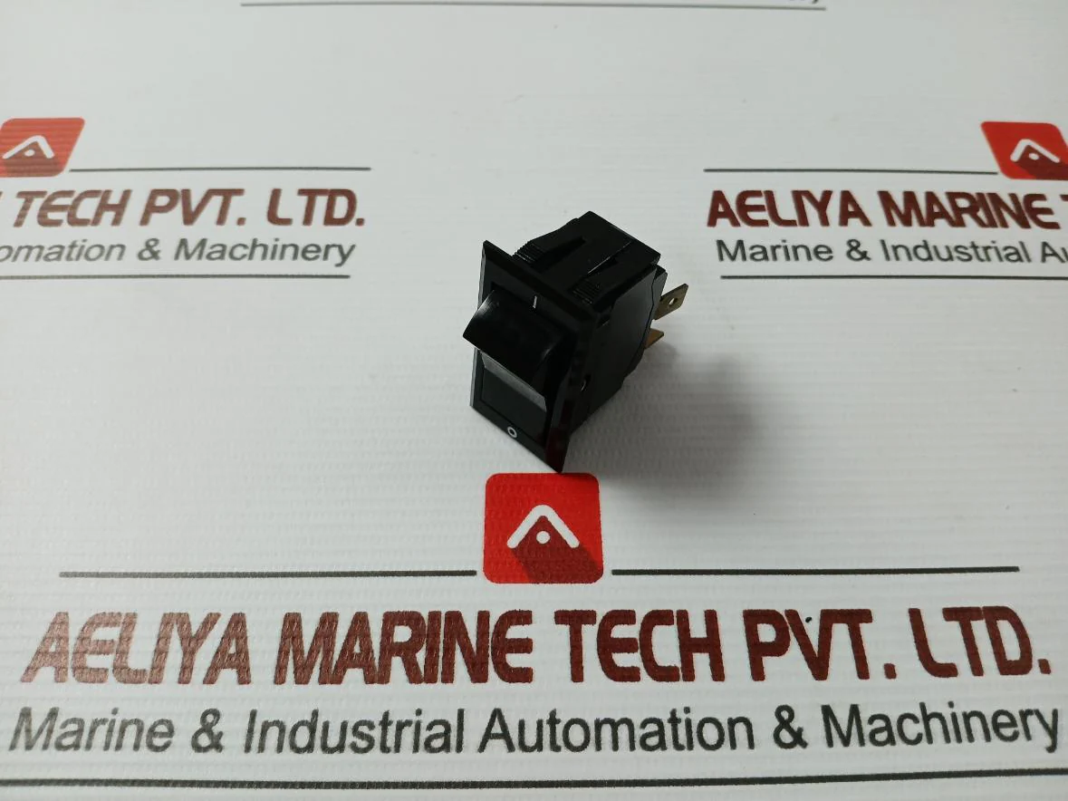Eaton 20A 125-277Vac Carling Switch - Image 3