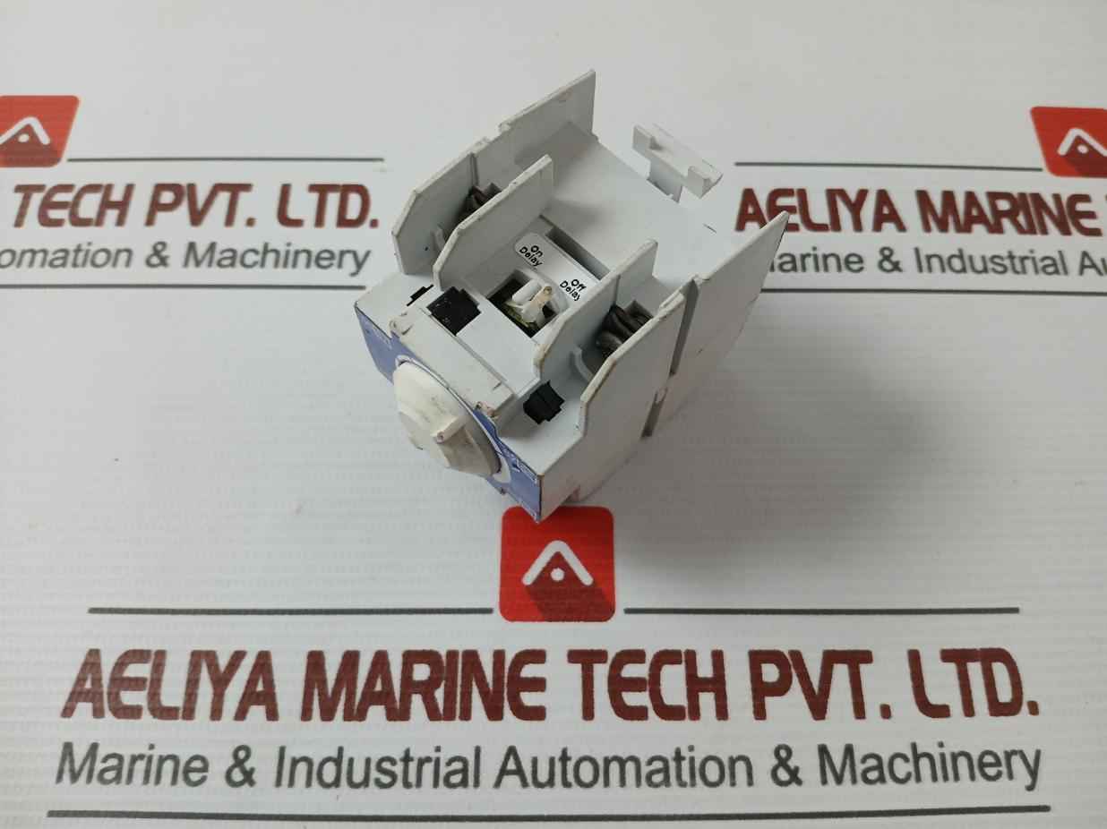 Eaton C320Tp1 Timer Unit - Image 4
