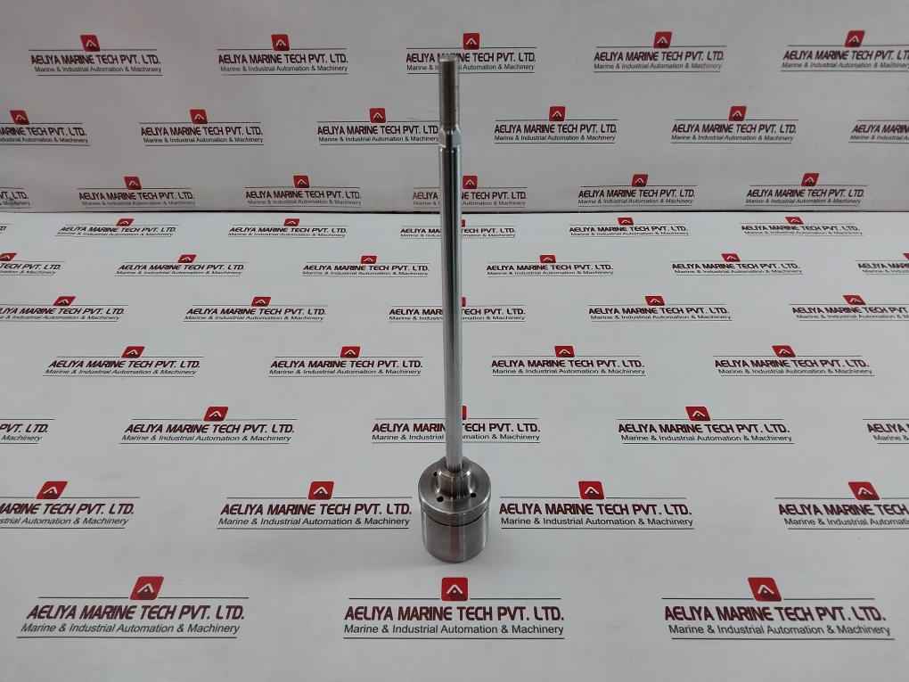 Fisher Control 27A3938X042 Trims Guide Bushing Plug &amp; Stem Assembly - Image 4
