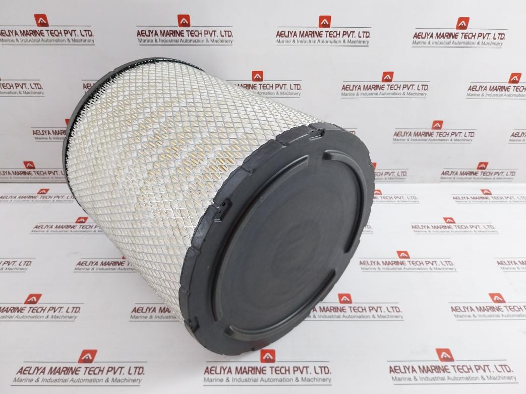 Fleetguard Af25139M Air Filter 190631802 - Image 3
