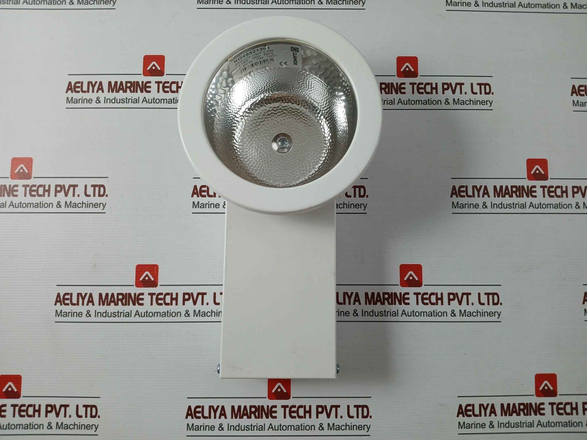 Glamox Gcn(M)14 118Hf S M20 Industrial Lighting Fixture 1 X 18W 120V 60Hz - Image 3