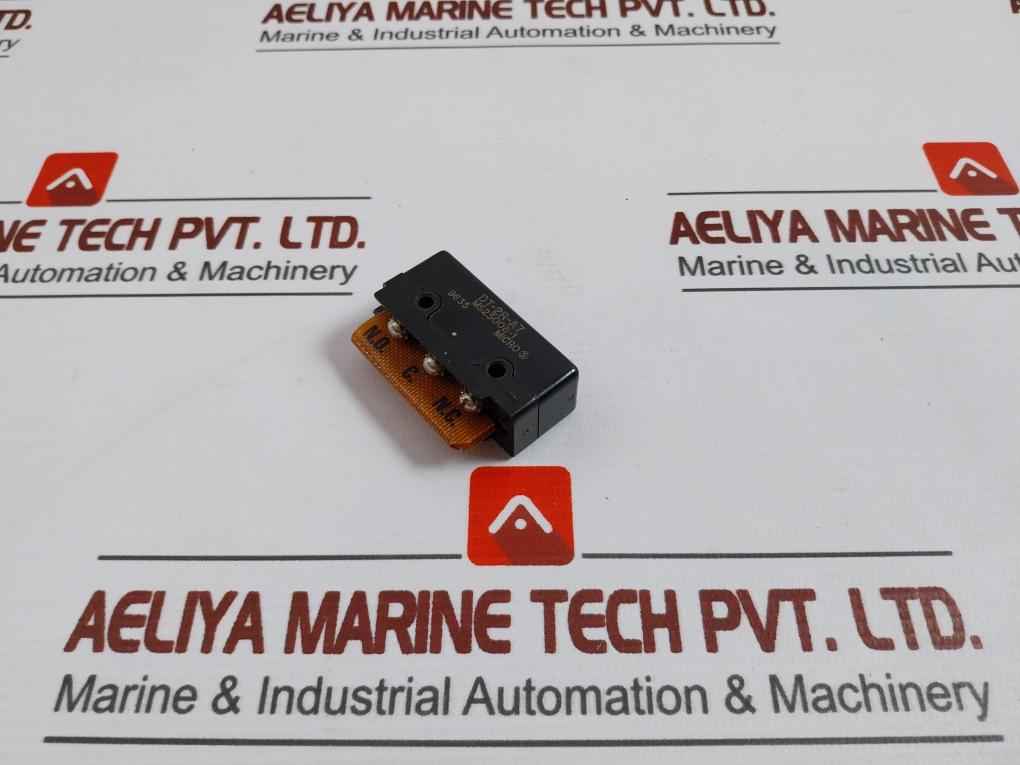Honeywell Dt-2R-a7 Micro Switch 10A 250V - Image 5
