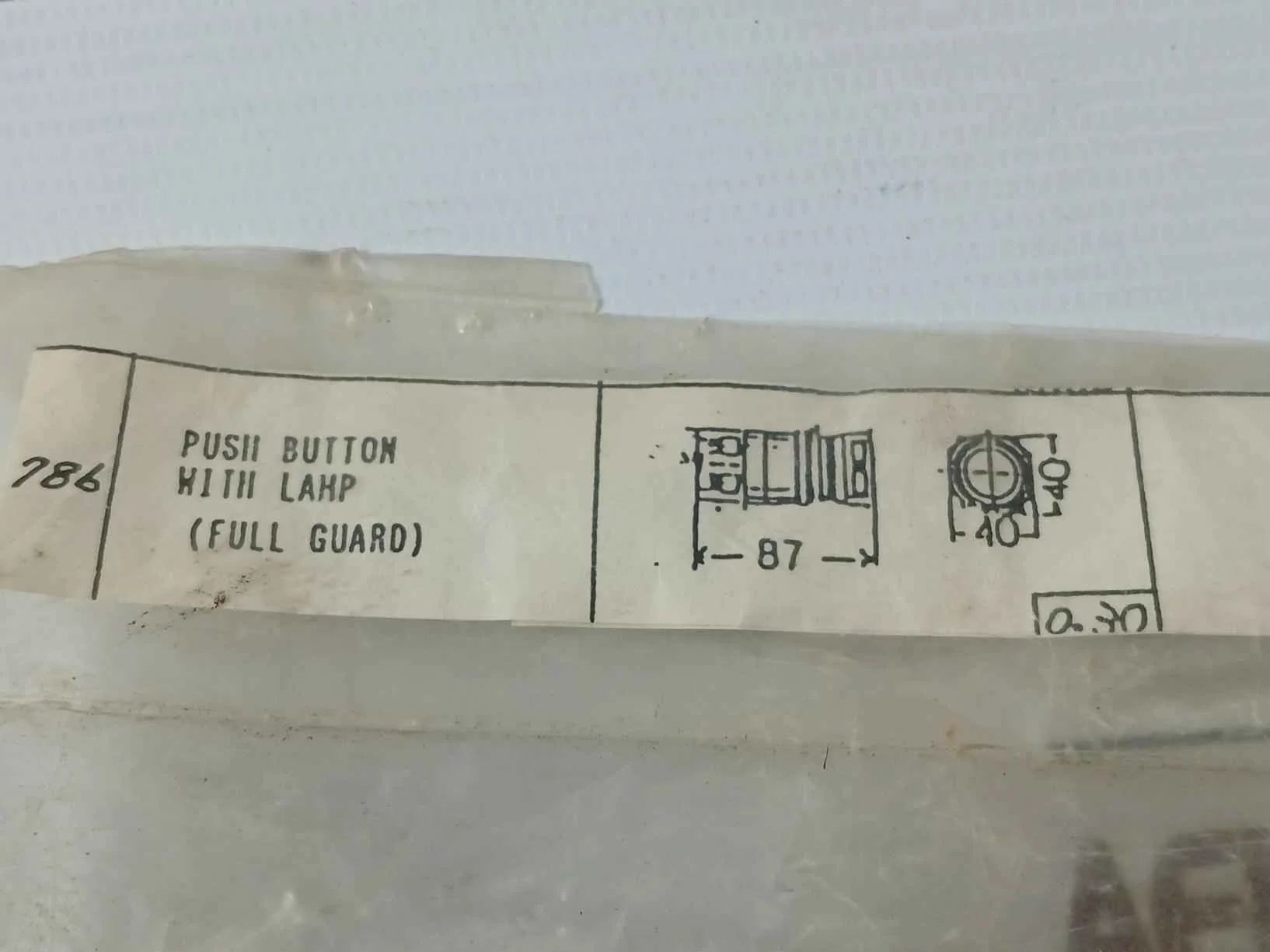 Idec 24V Push Button Lamp 50-60Hz - Image 12
