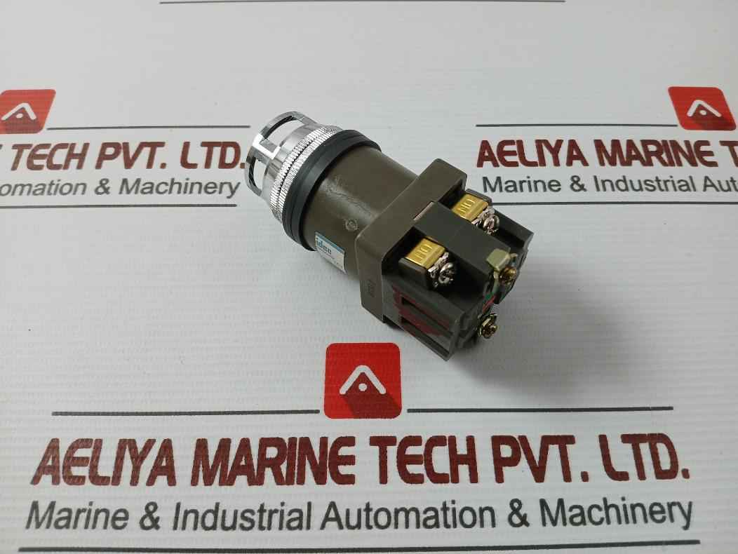 Idec 24V Push Button Lamp 50-60Hz - Image 4