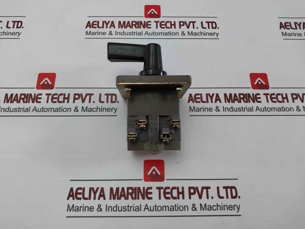 Idec Izumi Cs-10 Rotary Cam Switch 600V 10A - Image 5