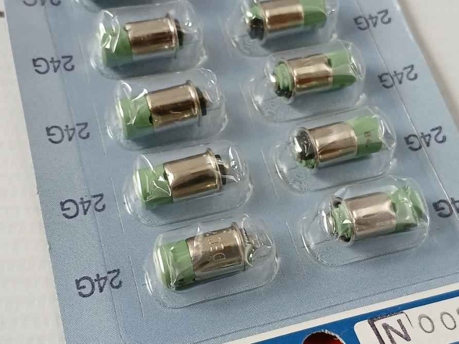 Lot Of 10X Idec Izumi Lftd-2Gpn10 Green Led Bulb - Image 6