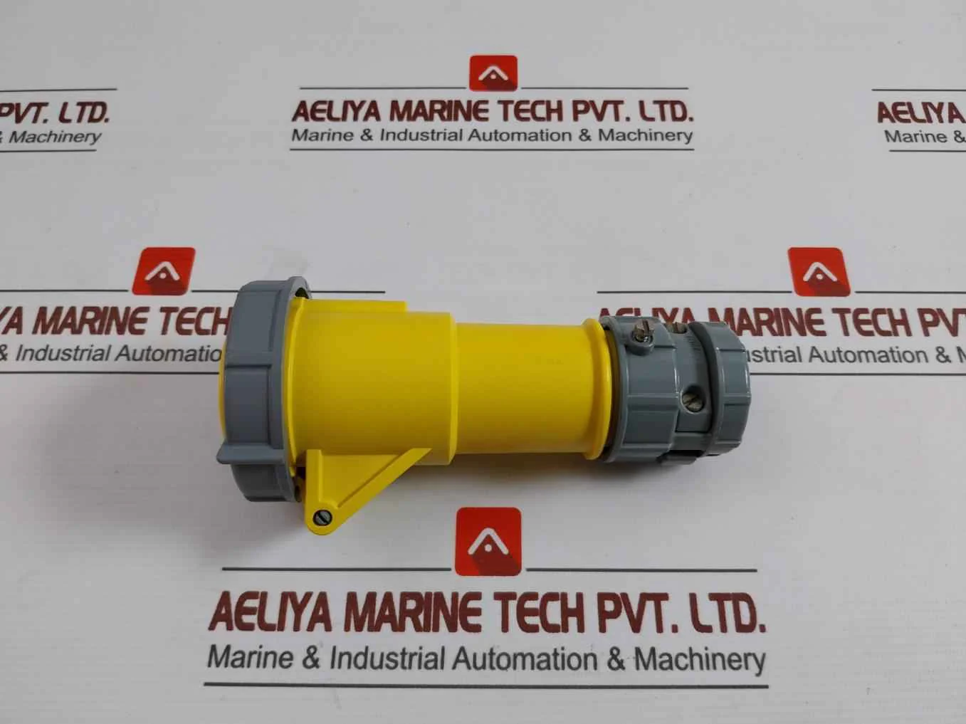 Mennekes 3859Rs Yellow Cable Mount Industrial Power Socket Ip 67 - Image 2