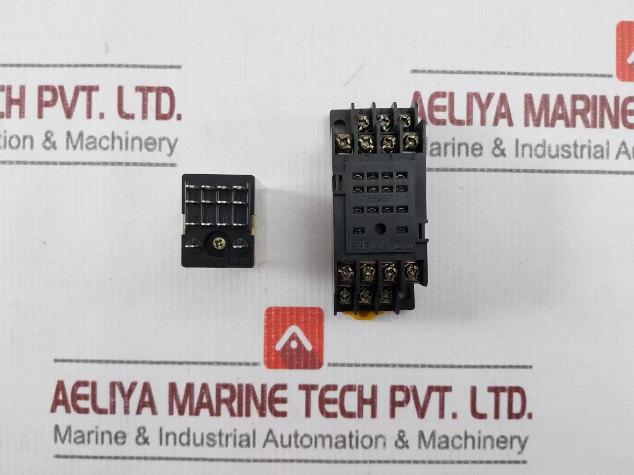 Omron Type My4 Miniature Power Relay With A Socket - Image 4