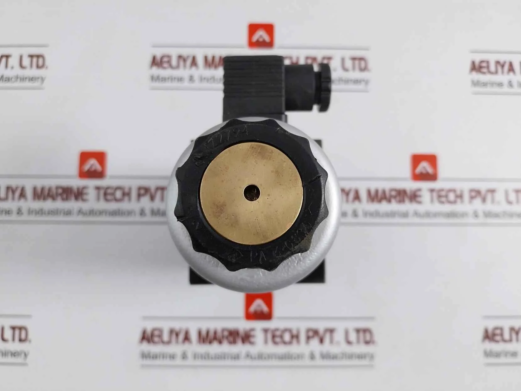 Parker D3W020Hnjw42 Hydraulic Solenoid Valve - Image 8