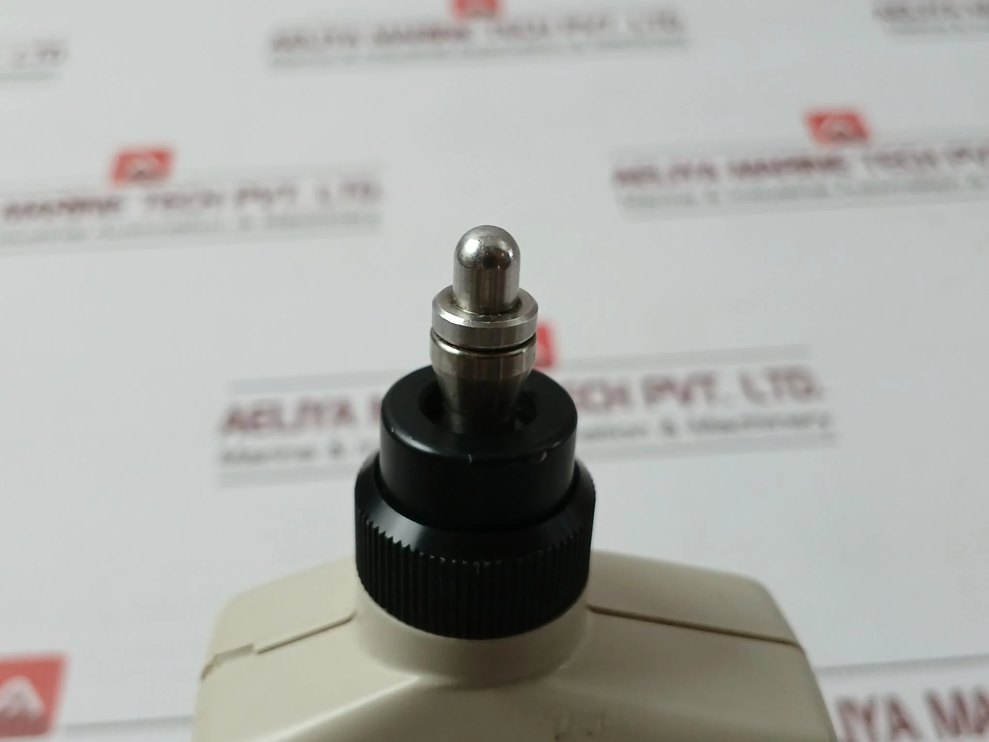 Rion Vm-63 Pocketable Vibration Meter - Image 5