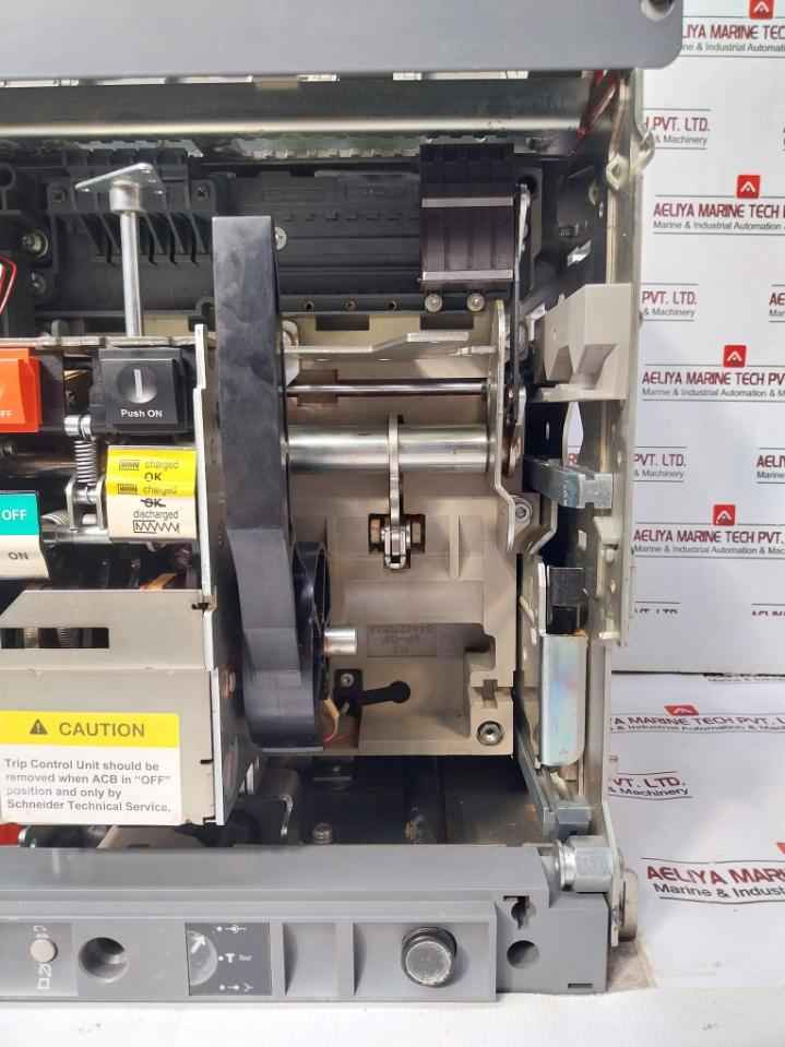 Schneider Electric Mvs32N Easypact Circuit Breaker Trip Unit 1000V 12Kv - Image 10