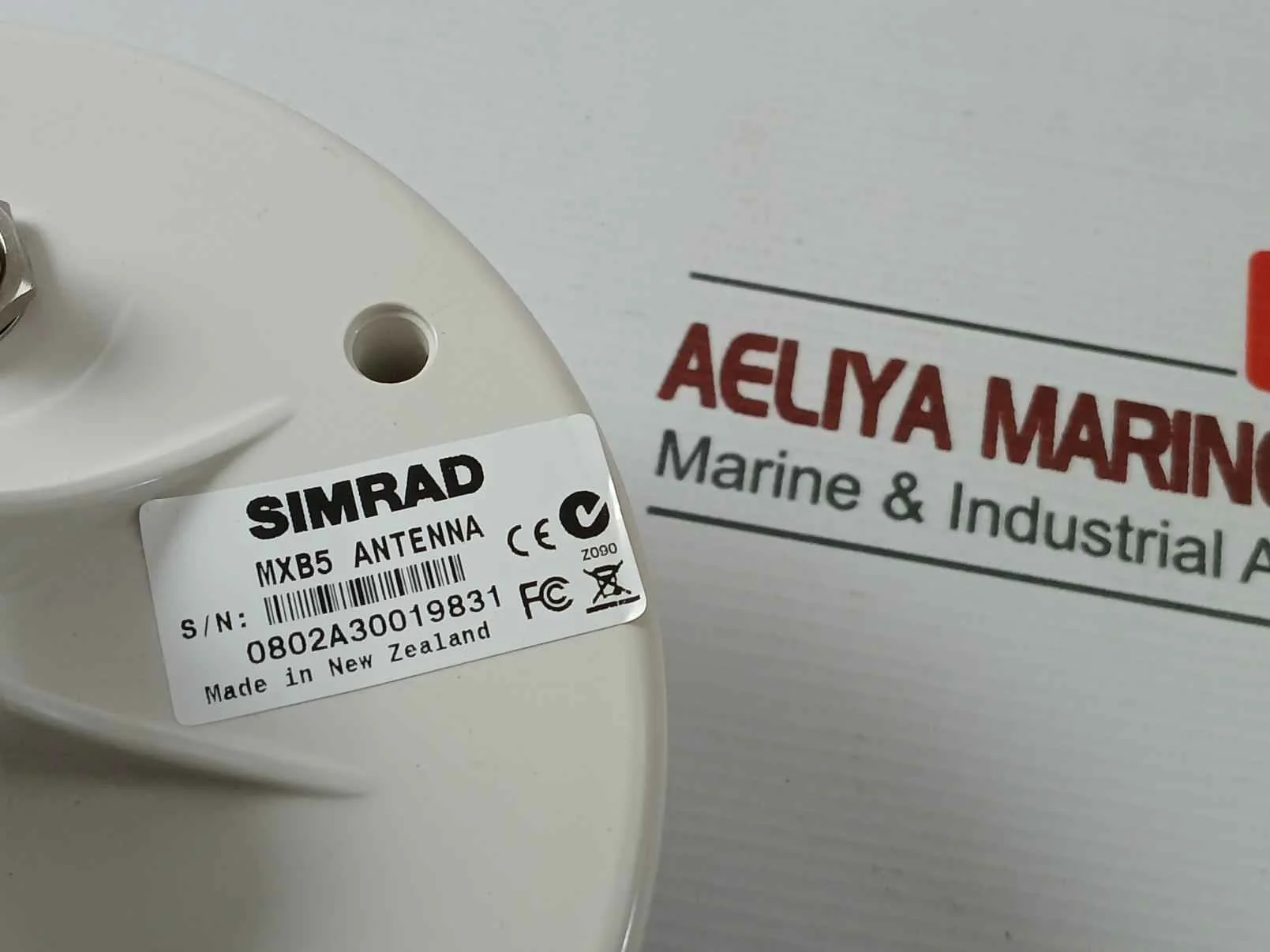 Simrad Mxb5 Gps Antenna 721755 - Image 8