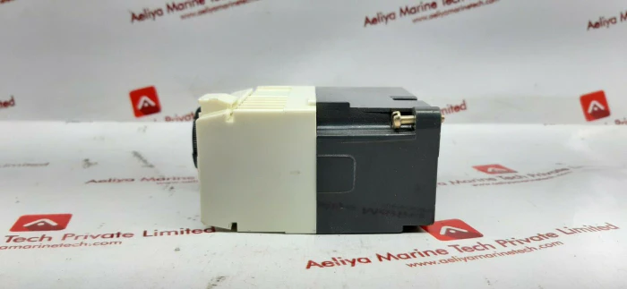 Telemecanique ca2-fr 141 200v50hz 208v60hz relay - Image 4