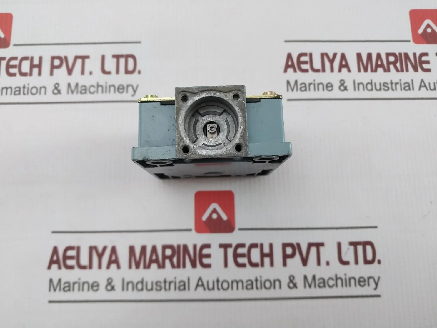 Telemecanique Limit Switch Xck-m - Image 4