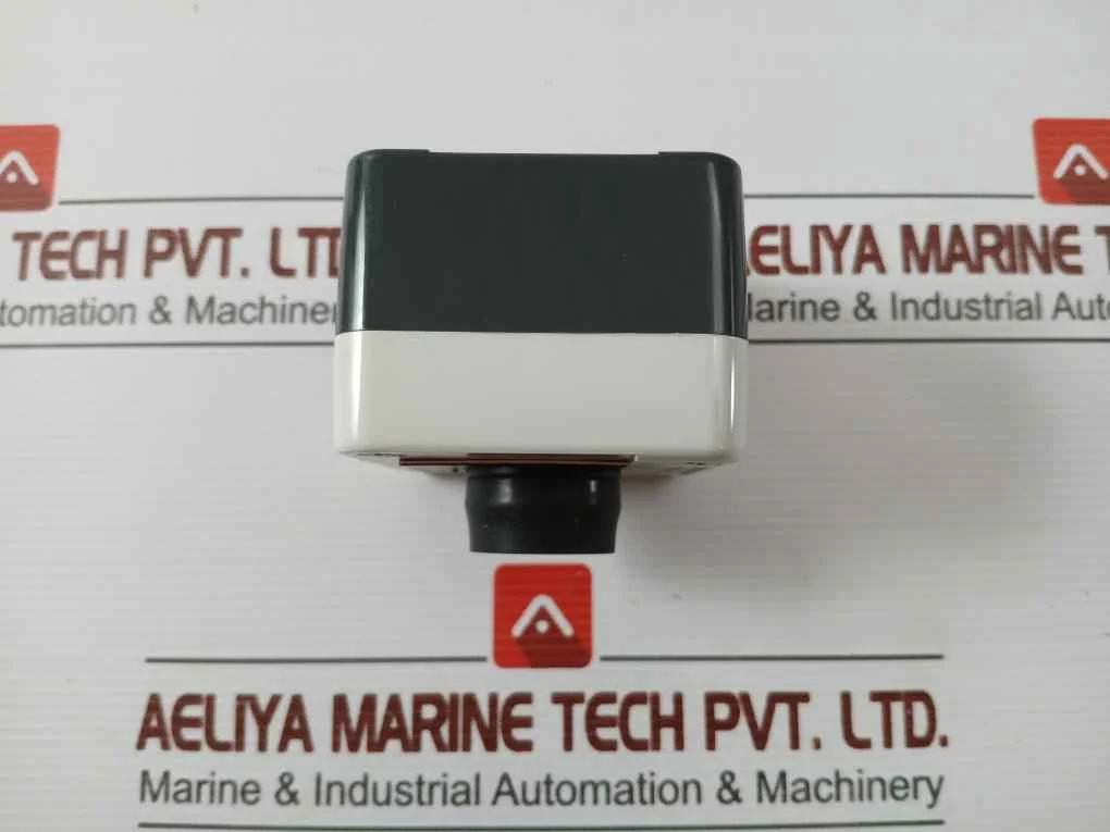 Telemecanique Xal B101H26 Control Station Enclosure Ip 65 - Image 5