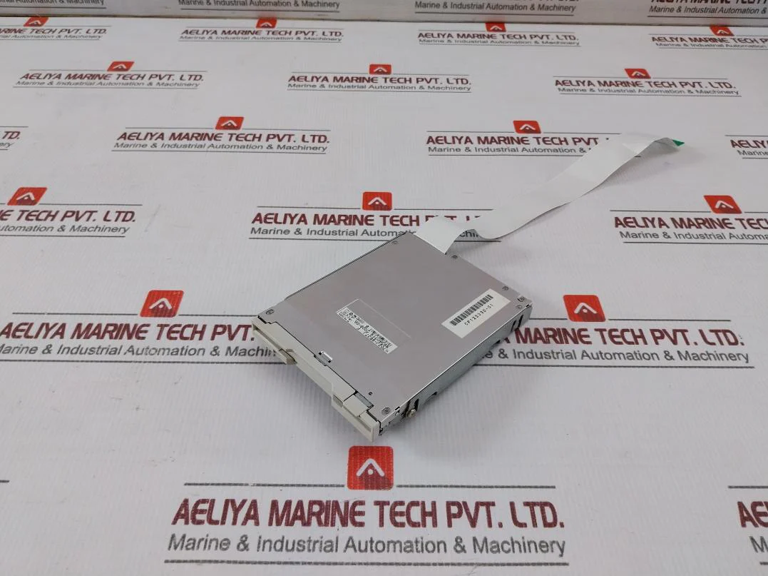 Ye-data Yd-702J-6637J F Internal Floppy Disk Drive Dc5V Cp122330-01 - Image 3